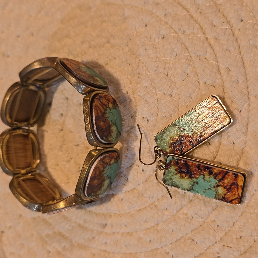 Turquoise and Brown Bracelet and Earring Set